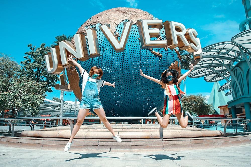 סינגפור Resorts World Sentosa - Hotel מראה חיצוני תמונה Universal Studios Singapore